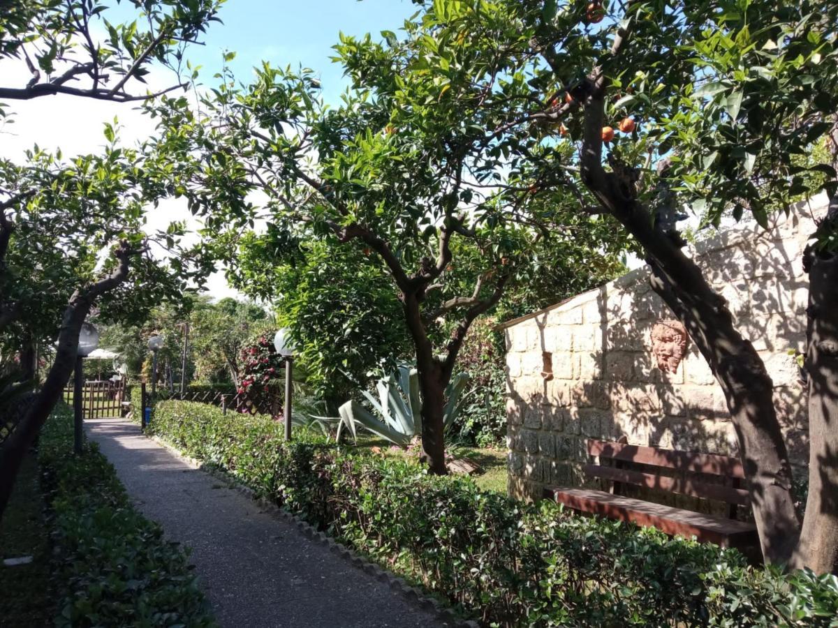 Il Giardino degli Agrumi Caserta Esterno foto