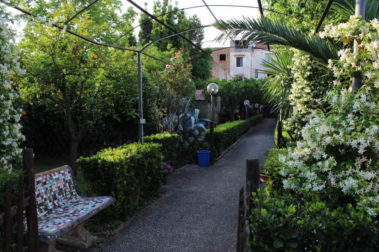 Il Giardino degli Agrumi Caserta Esterno foto