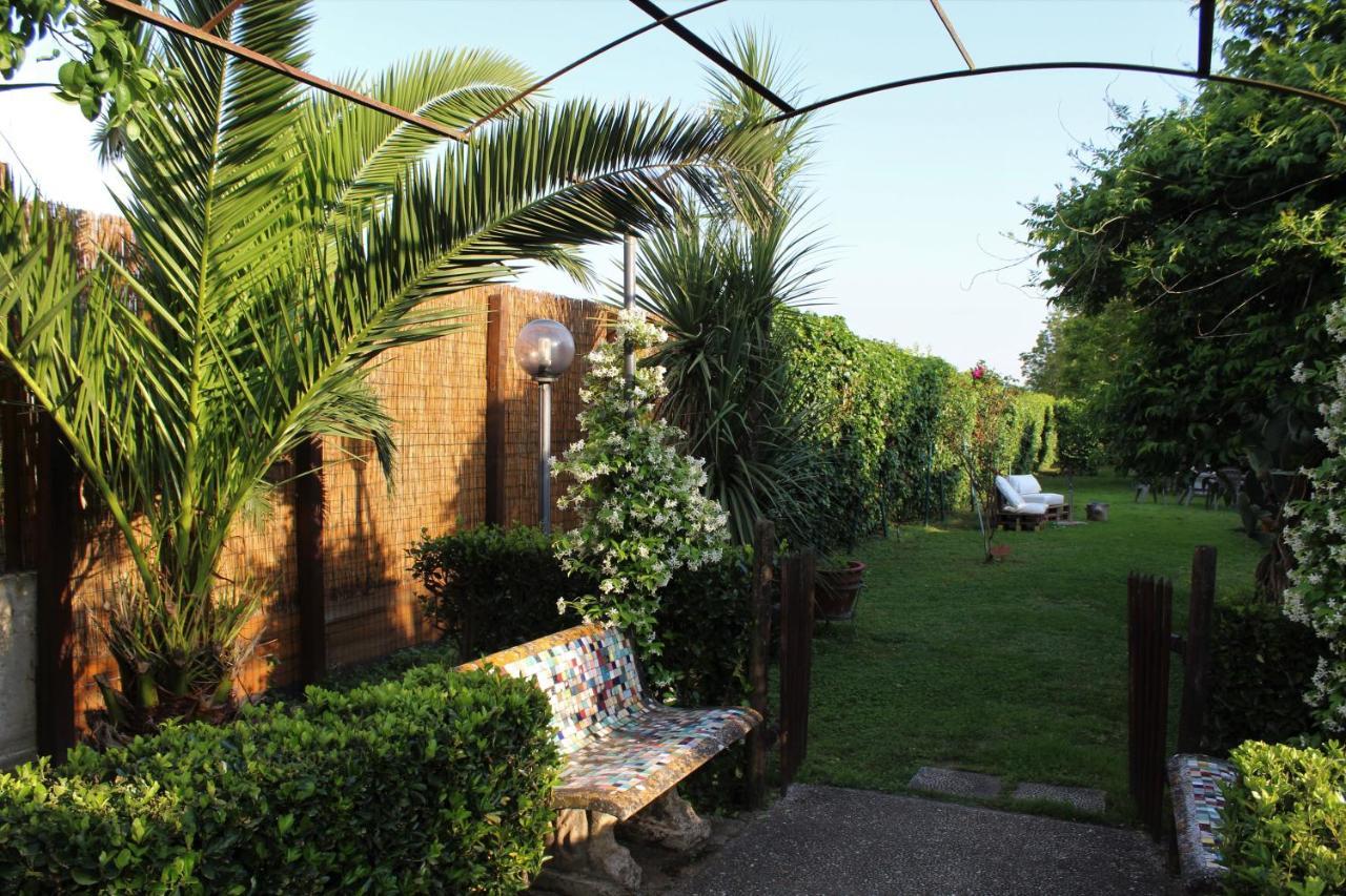 Il Giardino degli Agrumi Caserta Esterno foto