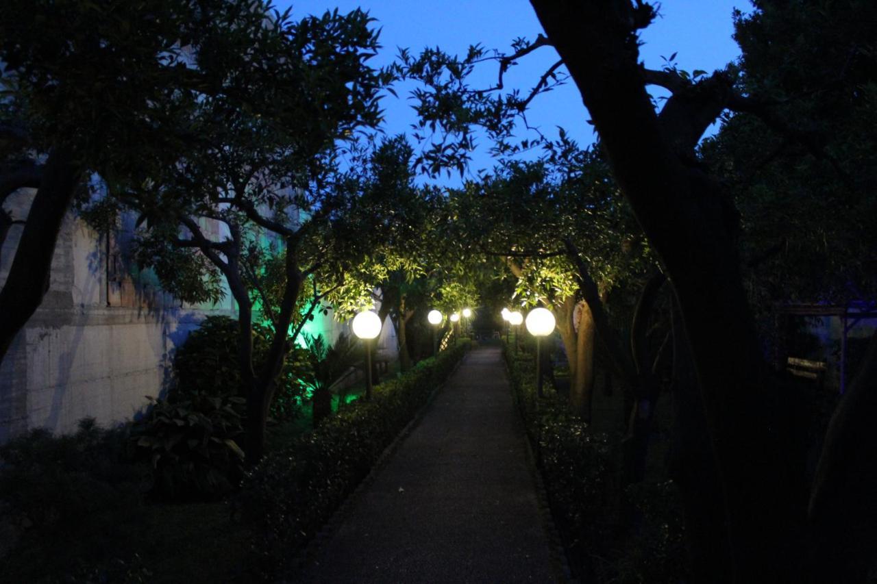 Il Giardino degli Agrumi Caserta Esterno foto